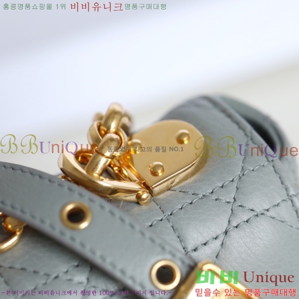 # ī   M9241-4