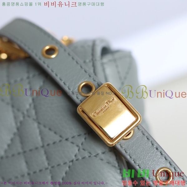 # ī   M9241-4