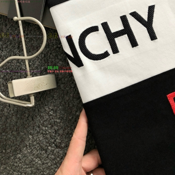@   Ƽ 14GV256459-1