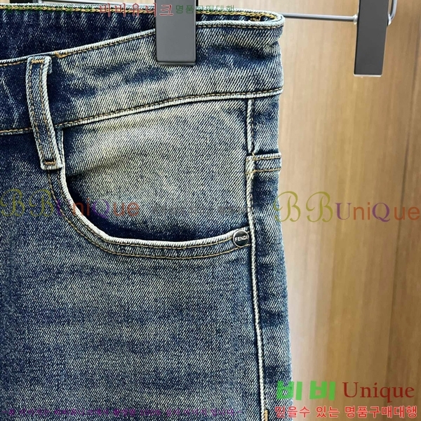   û FD943687