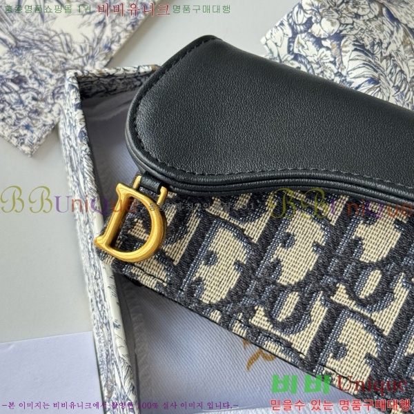 #   ī  S5611-300