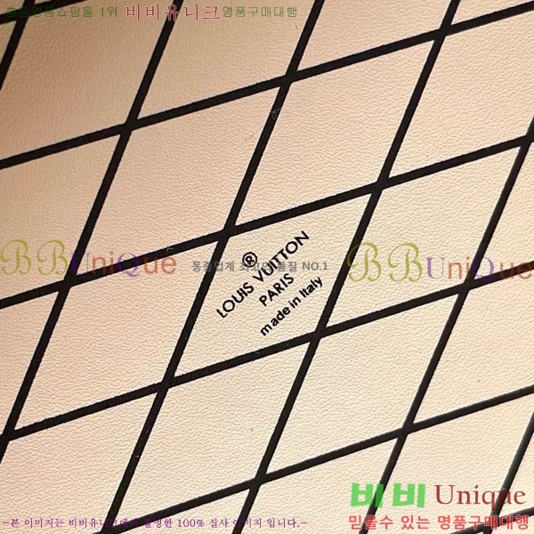 #  ڶ  M13738-1001
