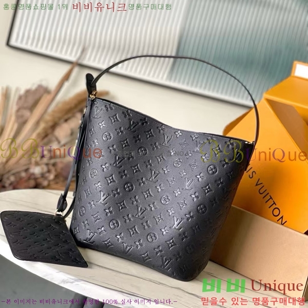 #̺  GM M13044-1001