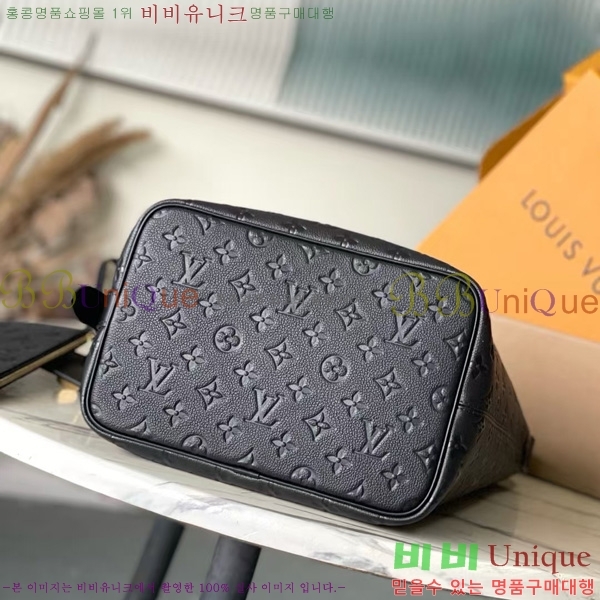 #̺  GM M13044-1001