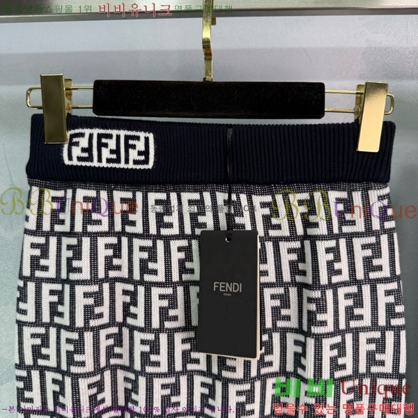   ĿƮ FE21271202-3