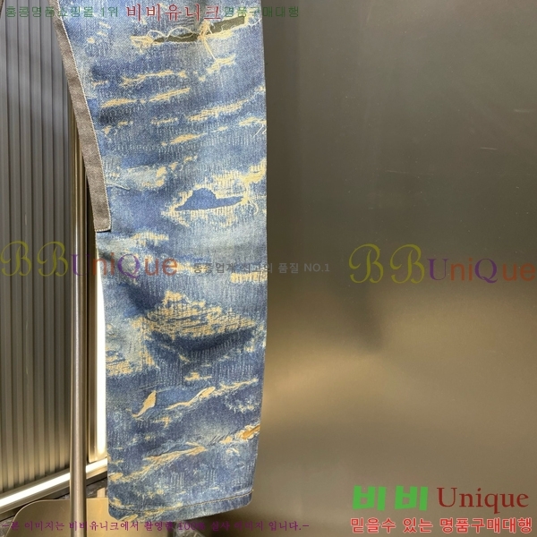   û G9615423-2