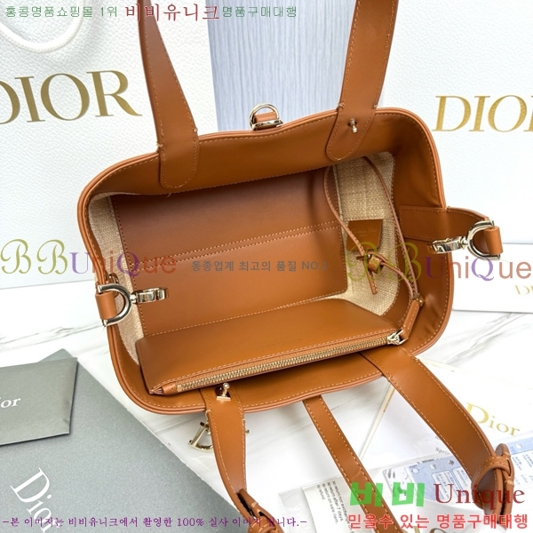 #   Ʈ M2823-300