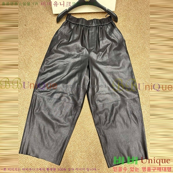    MAX151107-9