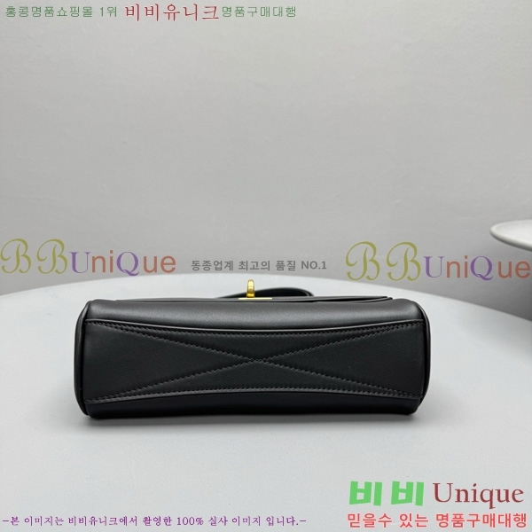 #߷þư   ÷  XS 833771-102