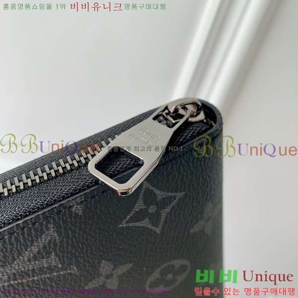 #̺    M60017-201