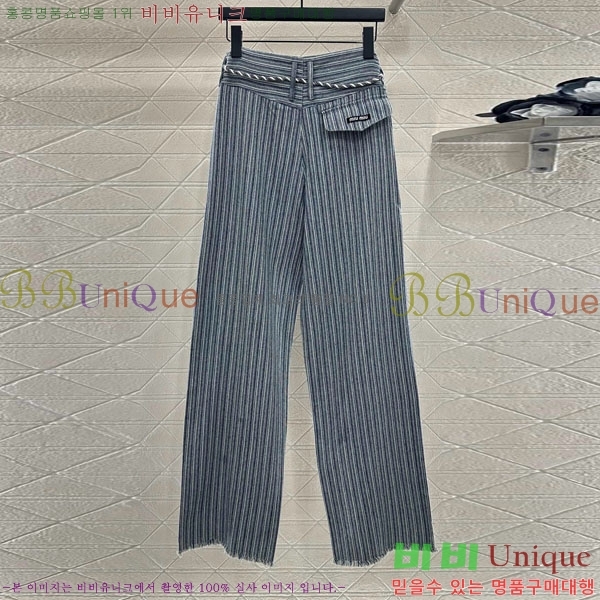  ̿̿  MU1112033-10