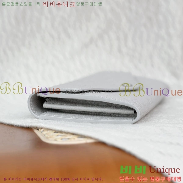 #̺   M60531-1001