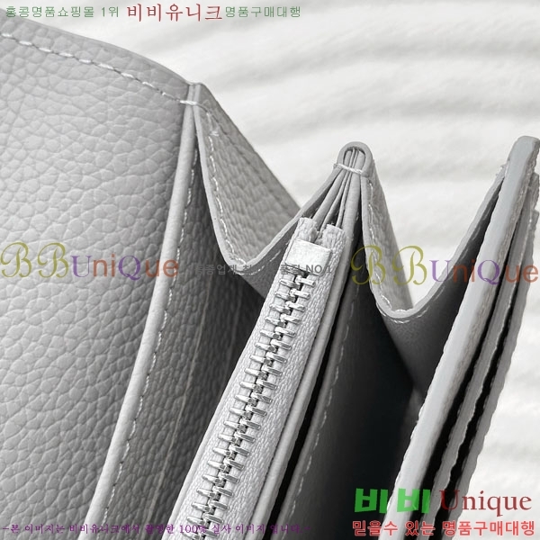 #̺   M60531-1001