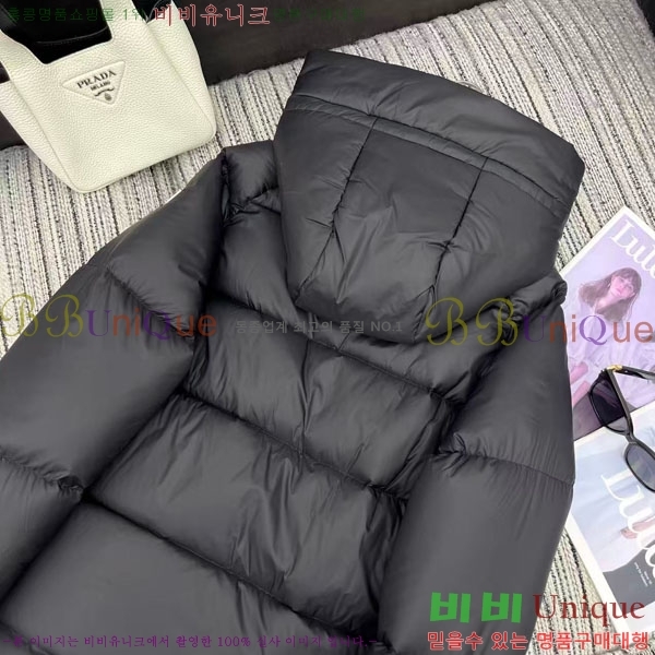   ٿ е PA123044-3