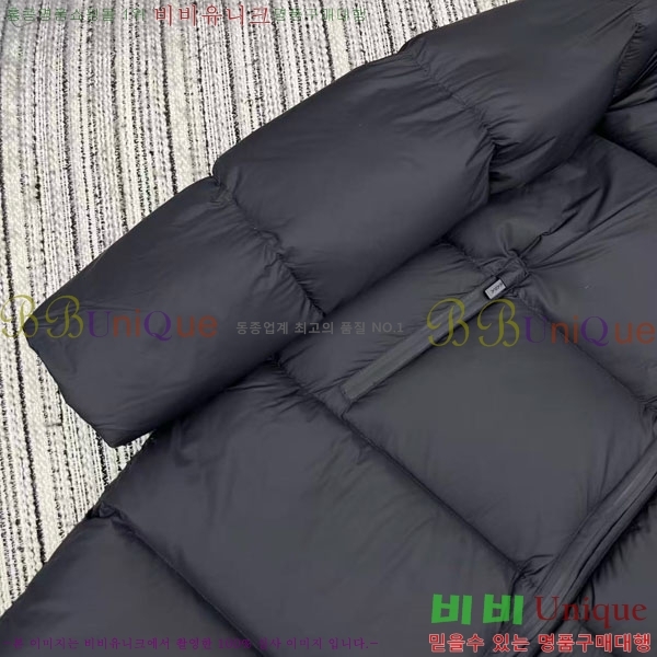   ٿ е PA123044-6