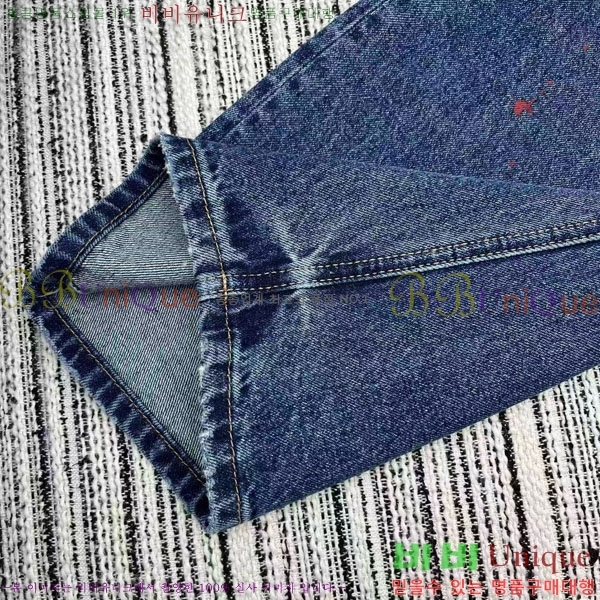  ũ   CHS1451574-7