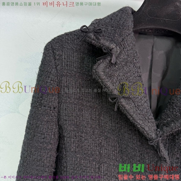  * Ŷ CHA124133-4