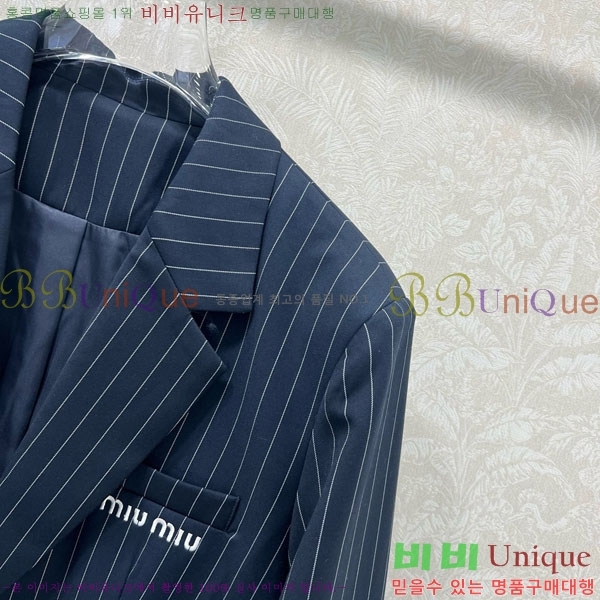  ̿̿  MIU112044-4