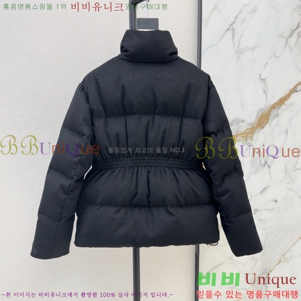   ٿ е PA153548-4