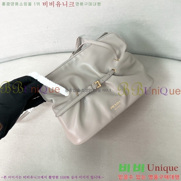#  ٴ  1BG586-107