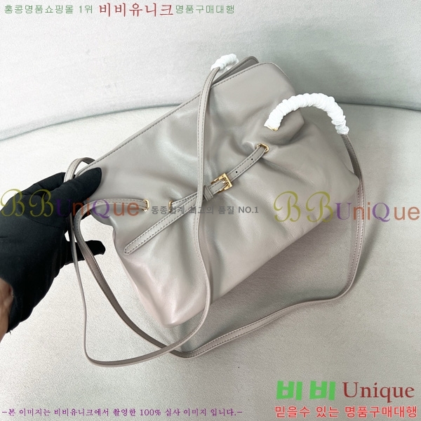 #  ٴ  1BG586-107