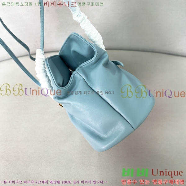 #  ٴ  1BG586-108