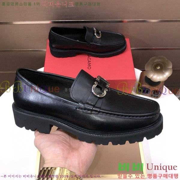  󰡸  2F6690320