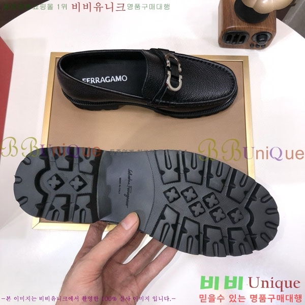  󰡸  2F6690320-1