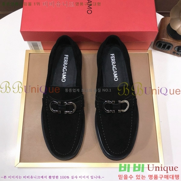  󰡸  2F6690320-2