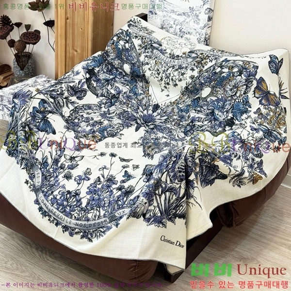 # ÷/ī DR733101-2