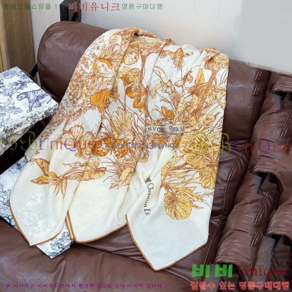 # ÷/ī DR733101-4