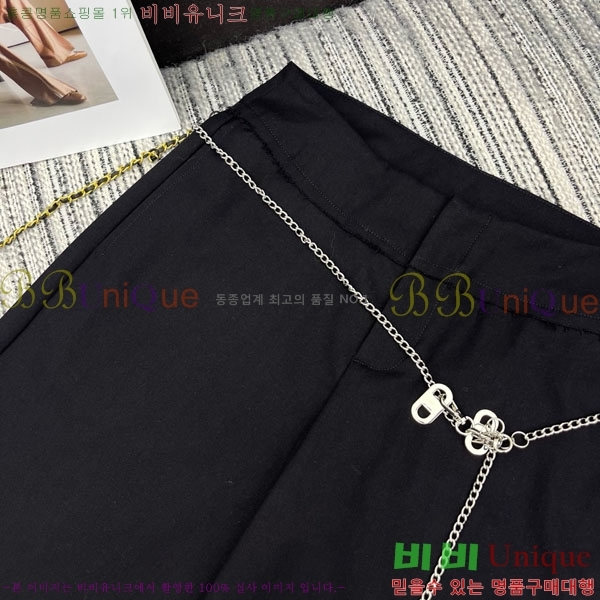  ˷   AWX23044-2