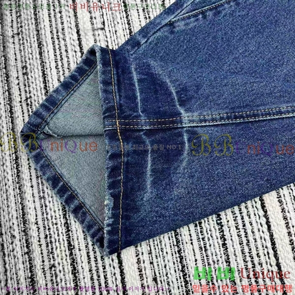  ũ   CHS1451574-10