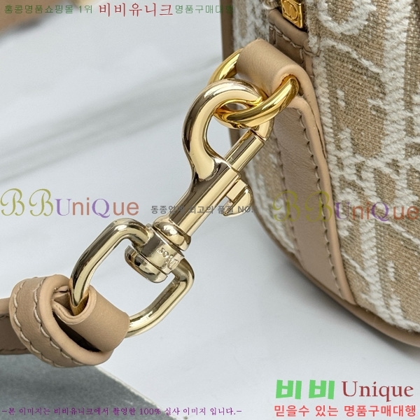 # ׷ 17   M2348-1001