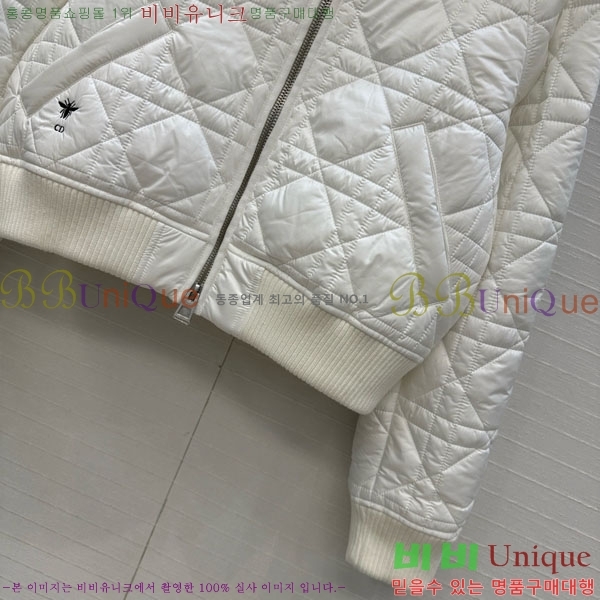   ٿ е DO2128892-6