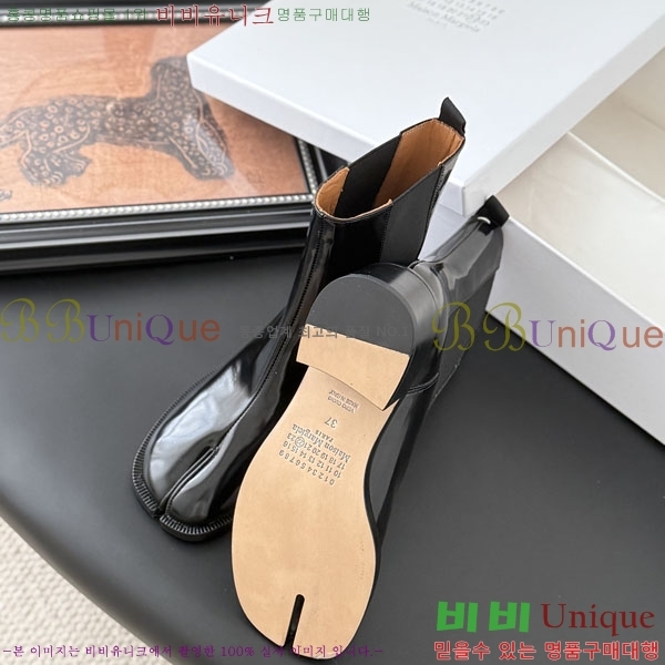  Ŭ  MJ352290-3
