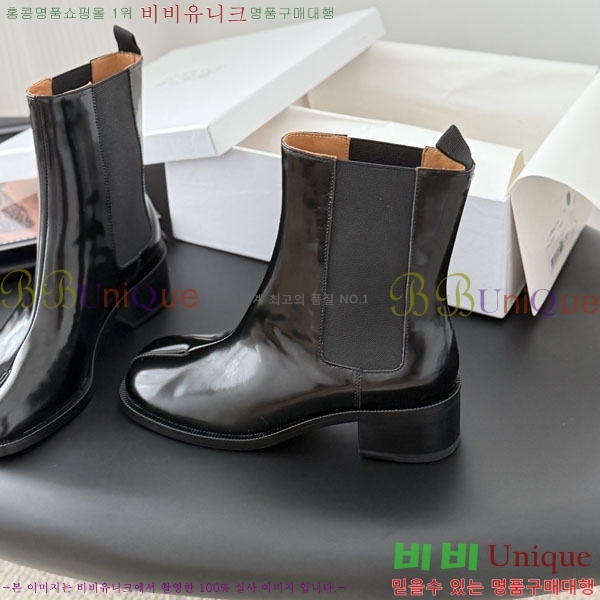  Ŭ  MJ352290-3