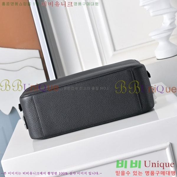 #޽  ٵ   H085735-101