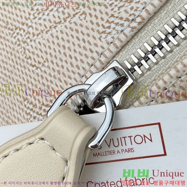 #̺ ̴  ŰƮ Ŭġ M27158-104